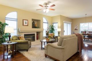 418 Turn Pike Dr, Folsom, CA 95630-8087