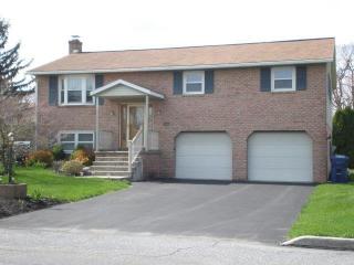 1815 Ashton Dr, Lebanon, PA 17046-1802