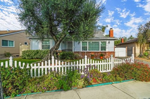 6132 Van Noord Ave, Van Nuys, CA 91401-3223