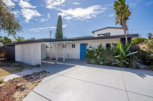 994 Barrett Ave, Chula Vista CA  91911-2215 exterior