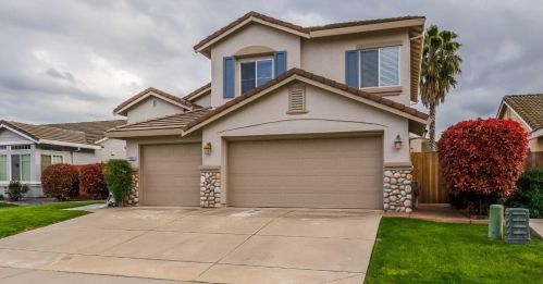 9632 Fetlock Way, Elk Grove, CA 95624-6075