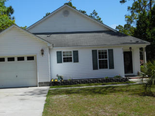 216 Cedar Rd, Oak Island, NC 28461-9129