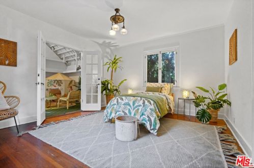 1212 Cedar St, Glendale CA  91207-1427 exterior