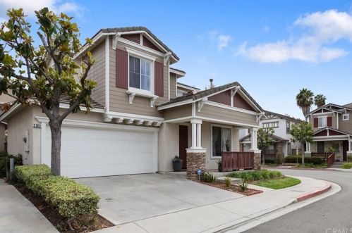 2183 Cherrywood Ln, Anaheim, CA 92804-2492