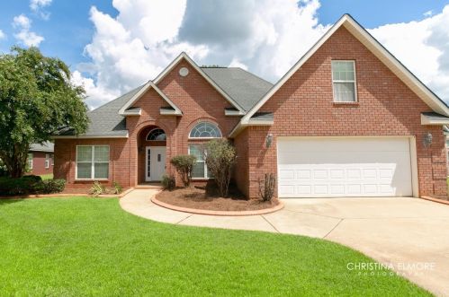 130 Emberly Ln, Warner Robins, GA 31088-2972