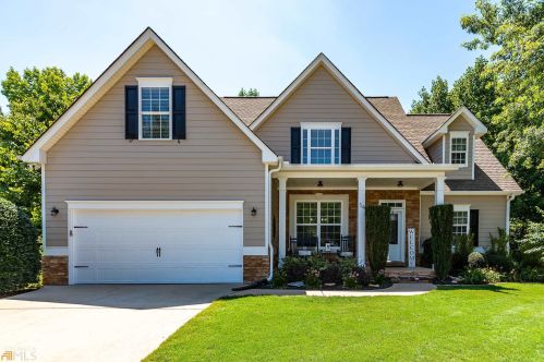 54 Camden Cir, Newnan, GA 30265-5551