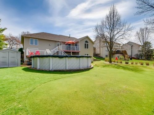 3231 Black Oak Dr, Saint Paul MN  55121-2334 exterior