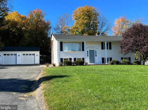 2378 Mount Zion Rd, York, PA 17406-6969