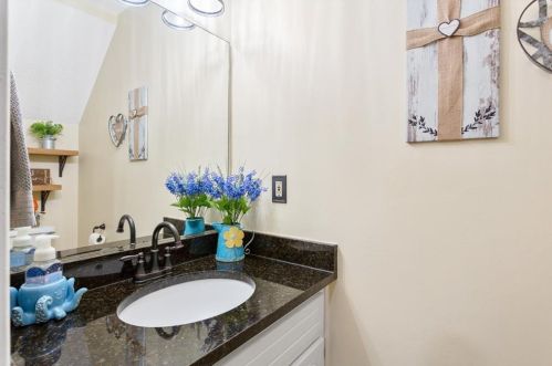 165 White Acres Dr, Stockbridge GA  30281-2261 exterior