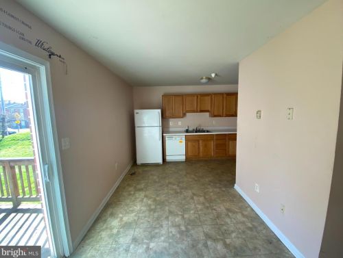 271 Center Deen Ave, Aberdeen MD  21001-2040 exterior