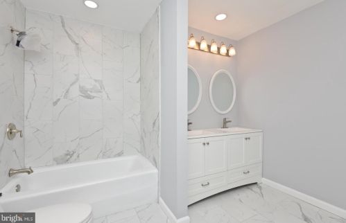 71 Carter Rd, Princeton NJ  08540-2107 exterior