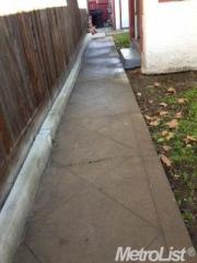 720 7th St, Modesto, CA 95354-3413