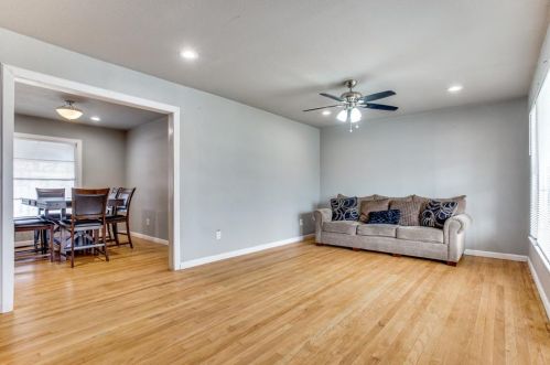 2309 Bonnie Brae Ave, Fort Worth TX  76111-5103 exterior