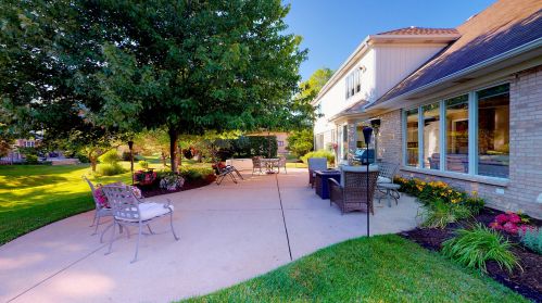 804 Andover Ct, Wheeling, IL 60070-1169