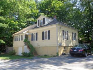 4 Brookline Ave, Dover, NH 03820-2906