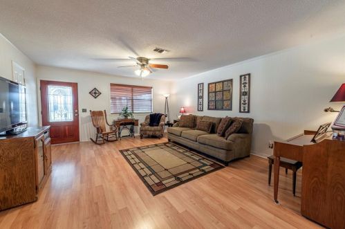 1026 Carol Ln, Columbus, TX 78934-5078