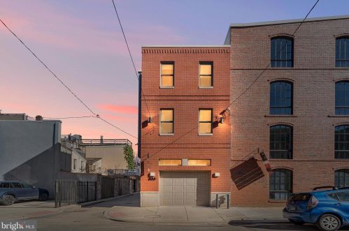 833 Bainbridge St, Philadelphia PA  19147-2009 exterior