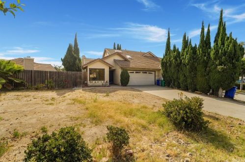 325 Pennyroyal Way, Oceanside, CA 92057-6617