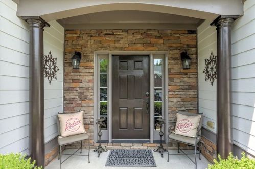 102 Thundering Hills Rdg, Holly Springs, GA 30114-5723