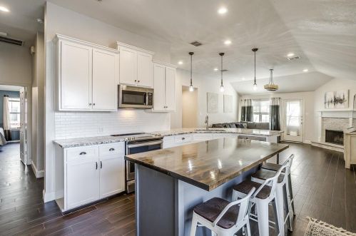 8508 Bonnet Ct, Fort Worth, TX 76131-5319