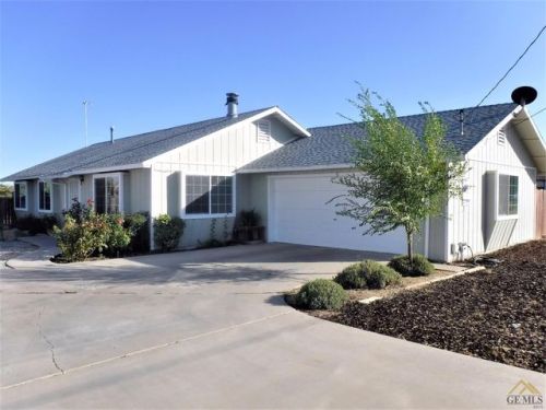 19824 Mesa Dr, Tehachapi, CA 93561-8274