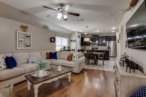 524 Crown Oaks Dr, Fort Worth TX  76131-4264 exterior