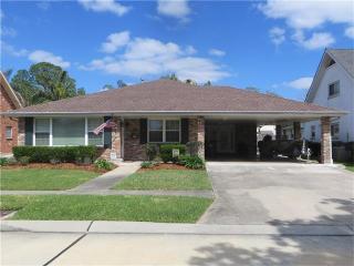 4909 Purdue Dr, Metairie LA  70003-1146 exterior