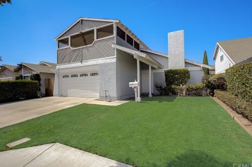 6151 Leyte St, Cypress, CA 90630-5638