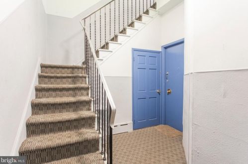 2001 Lombard St, Philadelphia, PA 19146-1314