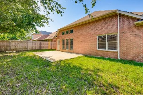 5516 Champlain Dr, Fort Worth TX  76137-4951 exterior