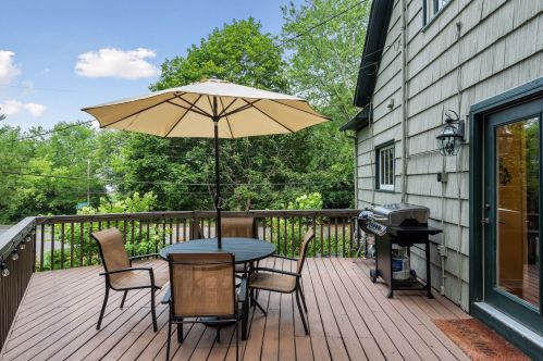 2260 Medicine Lake Blvd, Minneapolis MN  55441-4238 exterior