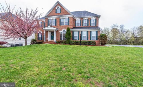 5047 Grand Beech Ct, Haymarket, VA 20169-2586