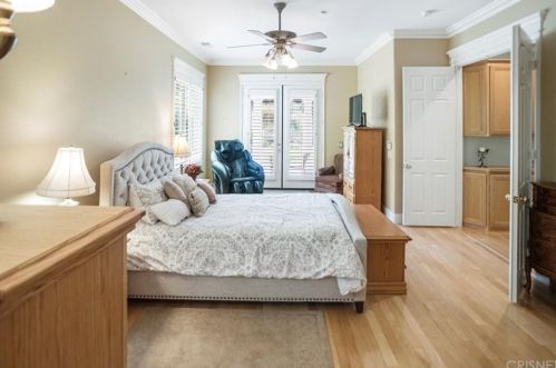 565 Granite Hl St, Simi Valley CA 93065-0614 exterior