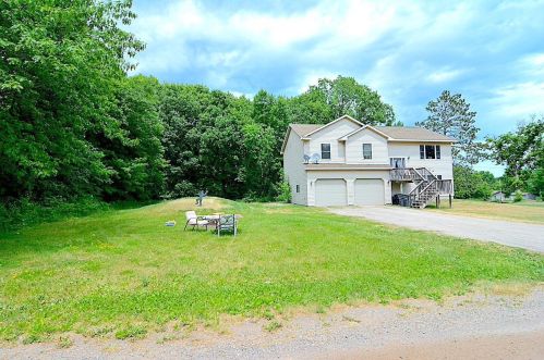 12590 Harry St, Onamia, MN 56359-3202