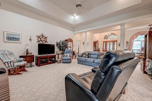 6009 Longmire Trl, Conroe TX  77304-4866 exterior