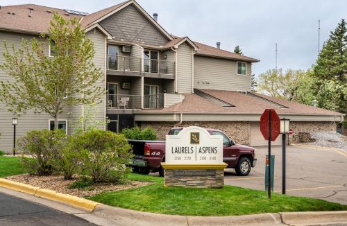 2160 Ridge Dr, Minneapolis, MN 55416-5636