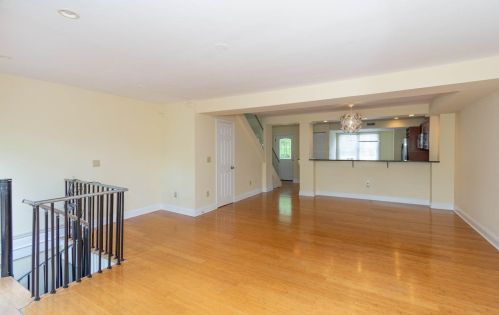 947 Auburnview Dr, Cincinnati OH  45206-2582 exterior