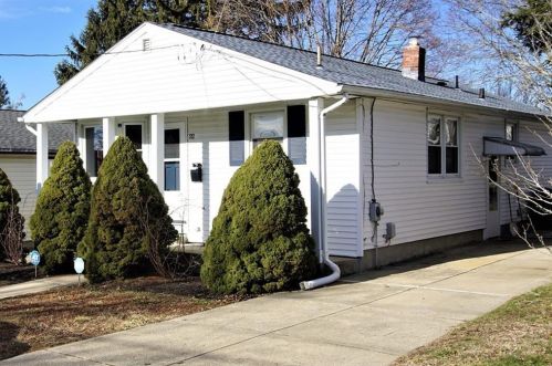 52 Jane St, Providence, RI 02904-5041