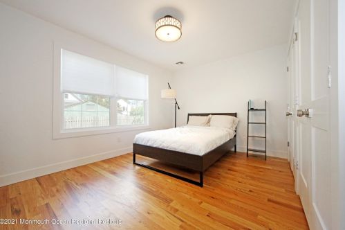 39 Harrison Ave, Tinton Falls NJ  07701 exterior