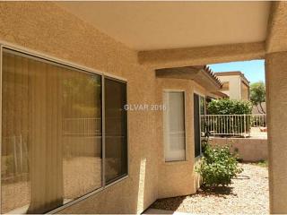 1525 Fieldbrook St, Henderson NV  89052-6402 exterior