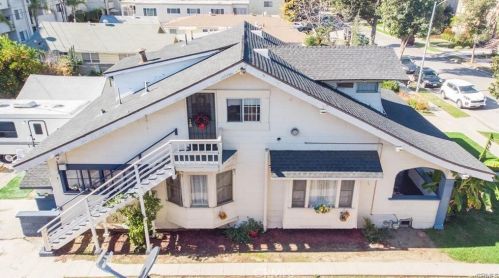 426 Ivy St, Glendale CA  91204-1012 exterior