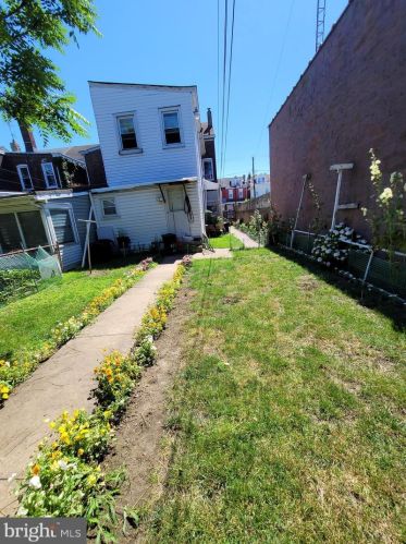 46 Olden Ave, Trenton NJ 08638-4328 exterior