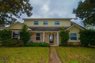 8814 Sharpview Dr, Houston TX  77036-6116 exterior