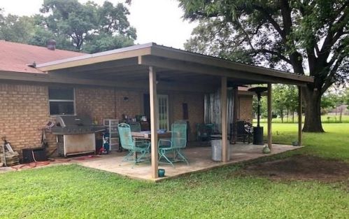 729 Yegua Dr, Leo, TX 78947-6361
