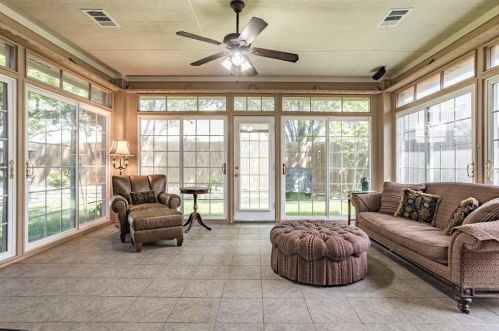 2729 White Rock Dr, Fort Worth TX  76131-2048 exterior