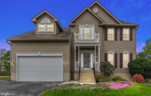 203 General Early Dr, Harpers Ferry, WV 25425-3055