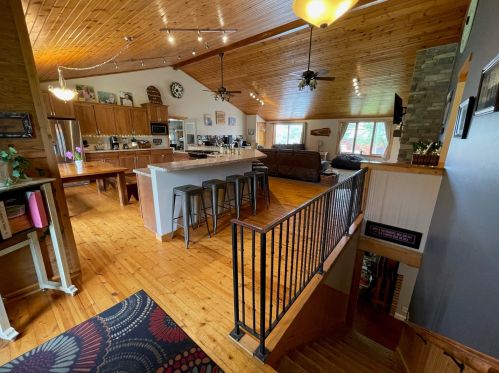 409 Swanson Rd, Sycamore IL  60178-1126 exterior