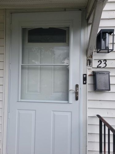 23 Backes Ct, Wallingford, CT 06492-4712