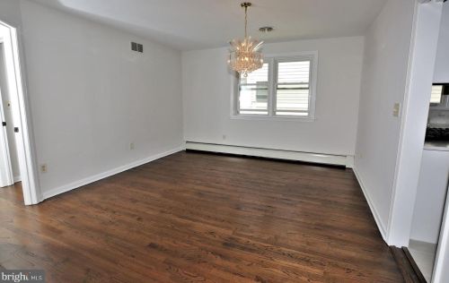 24 Hillside Rd, Princeton NJ  08540-3436 exterior