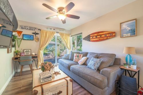 9 Cherry, Irvine CA  92612-2313 exterior